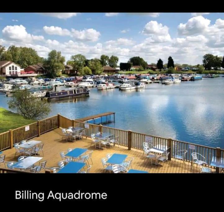 Billing Aquadrome Northampton, Royale Poplar Km12 Apartment Exterior foto